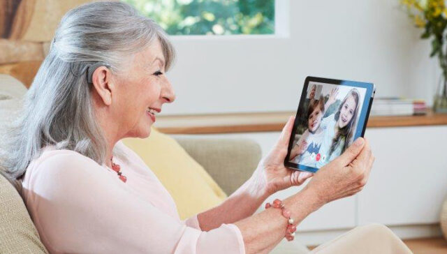 60 year old using facetime