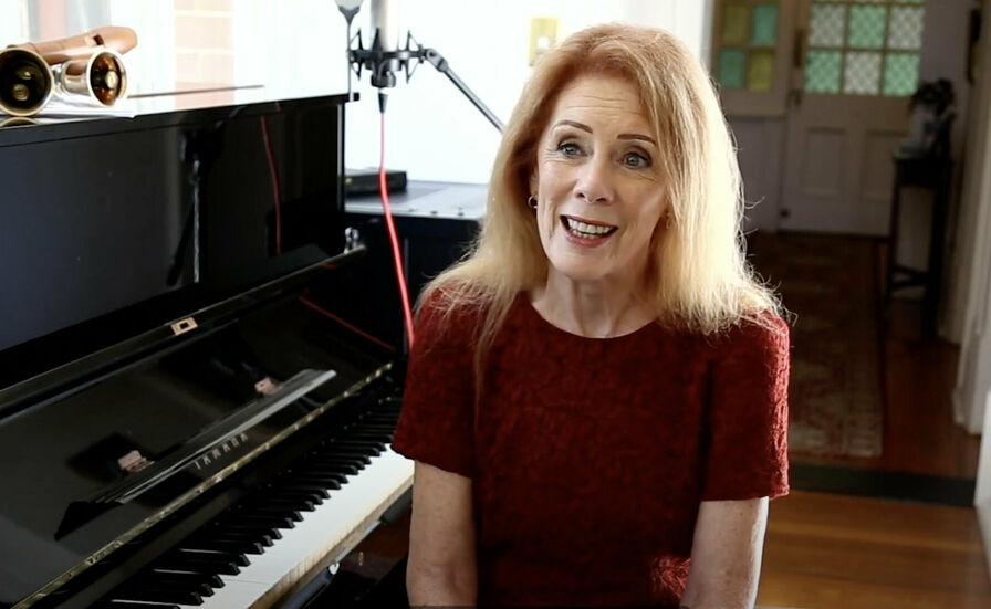 Lindy's rediscovered her love of music